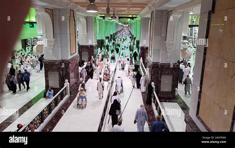 Saudi Arabia, MECCA, september 2016., Muslim pilgrims perform saei ...