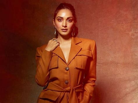 Stunner Who Kiara Advani Sets The Internet On Fire In Blazer Co Ord