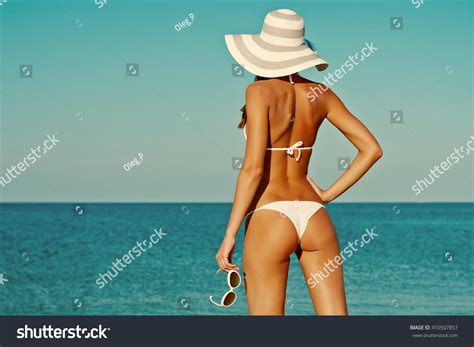 Sexy Back Beautiful Woman Bikini On Stock Photo Edit Now 410507857