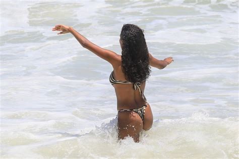 Tina Kunakey Exposed Her Tight Ass In A Bikini 14 Photos The Fappening