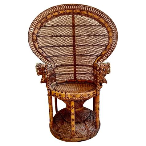 1970s Large Vintage Emmanuelle Peacock Wicker Chair At 1stdibs 1970s