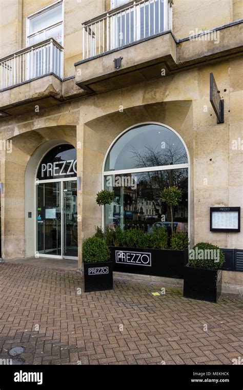 Prezzo Restaurant Hi Res Stock Photography And Images Alamy