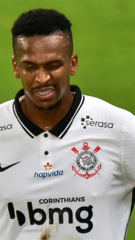 Jô No Samba Relembre 10 Polêmicas Do Atacante Do Corinthians Futebol