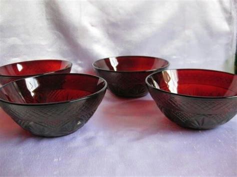 Set Of Ruby Red Bowls For Sale In Jacksonville Fl Offerup Red