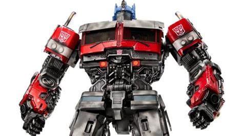 The Movie Version Of Optimus Prime From Transformers Rise Of The