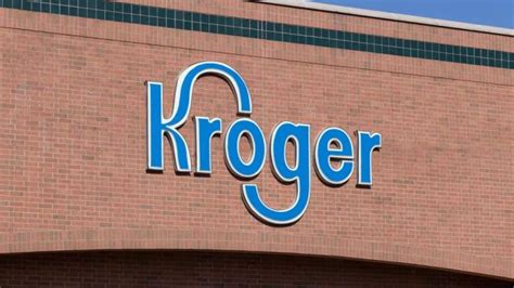 C&S Wholesale to Acquire 400+ Kroger, Albertsons Locations | Store Brands