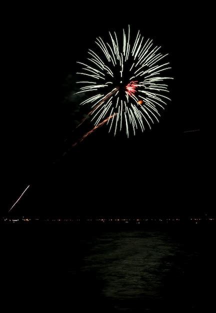 Premium Photo Coney Island Fireworks On The Beach On A Summer Evening