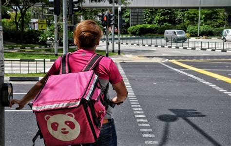 影／比內用便宜！他叫foodpanda「外送到店裡」 爽賺免運 折扣 網驚人才 Ettoday生活新聞 Ettoday新聞雲