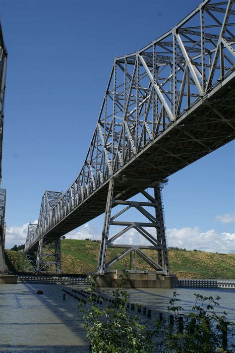 Carquinez Bridge (Vallejo/Crockett, 1958) | Structurae