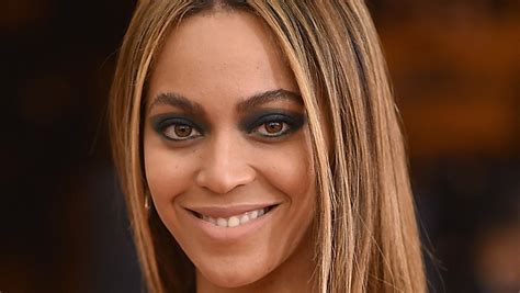 Beyonce Shares A Rare Selfie With Blue Ivy