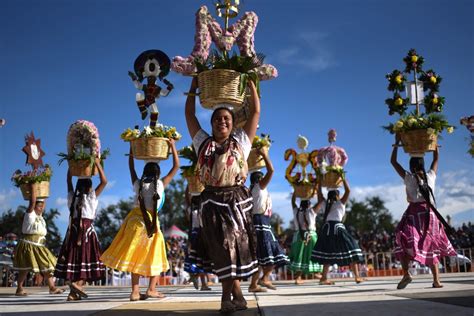 Qu Es La Guelaguetza El Evento Cultural M S Importante De M Xico