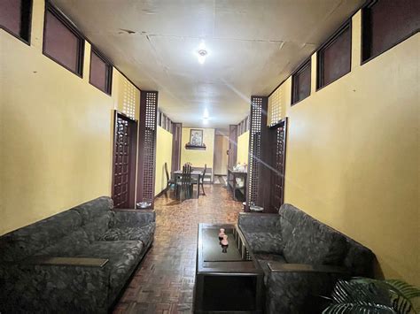 INCOME GENERATING COMMERCIAL BUILDING FOR SALE in Kamuning, Quezon City