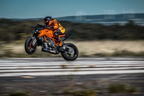 KTM India Launches Super Duke R Naked Bike In India At INR Lakh Shifting Gears