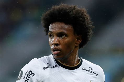 Willian Set To Sign For Fulham In Surprise Premier League Return For Ex