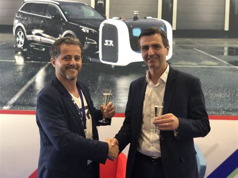 Framework contract for valet parking robots signed by Gatwick Airport