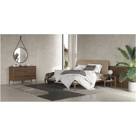 Дорогая элитная кровать: Кровать двуспальная с мягким изголовьем ...