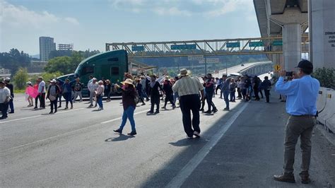 Bloquean la carretera federal México Toluca en Ocoyoacac acusan fraude