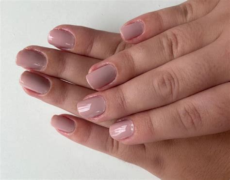 Patr Cia Custodio Cabelo E Est Tica Tend Ncia Esmalte Nude