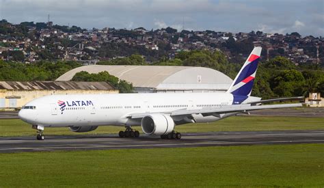 Arquivos Boeing 777 300 Latam Blog Do Spotter