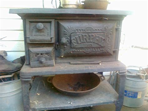 This Is An Awesome Cast Iron Stove This Company Crown Is Still In