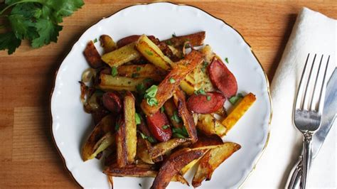 Fried Hot Dogs And Potatoes Is The Russian Comfort Food You Need The