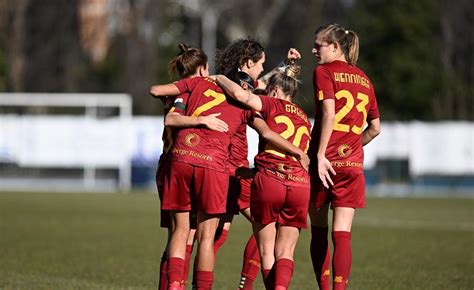 Serie A femminile a metà marzo riparte il campionato tra lotta