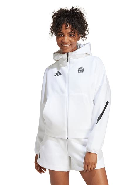 ZNE | Offizieller FC Bayern Store