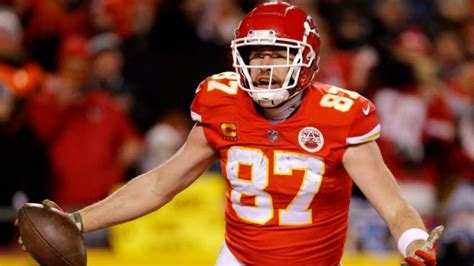 Travis Kelce And Patrick Mahomes Disagree On How Kelce Is Always Able ...