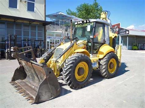 New Holland B B