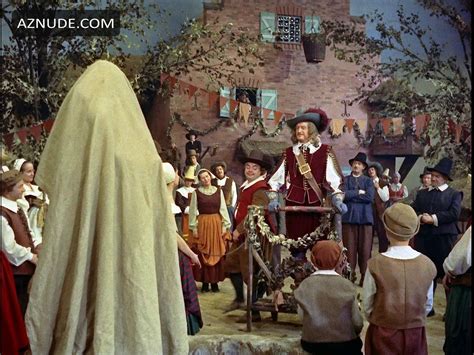 DAS BAD AUF DER TENNE NUDE SCENES AZNude