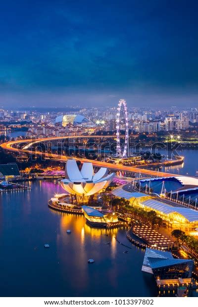 singapore skyscrapers portrait royalty  images stock