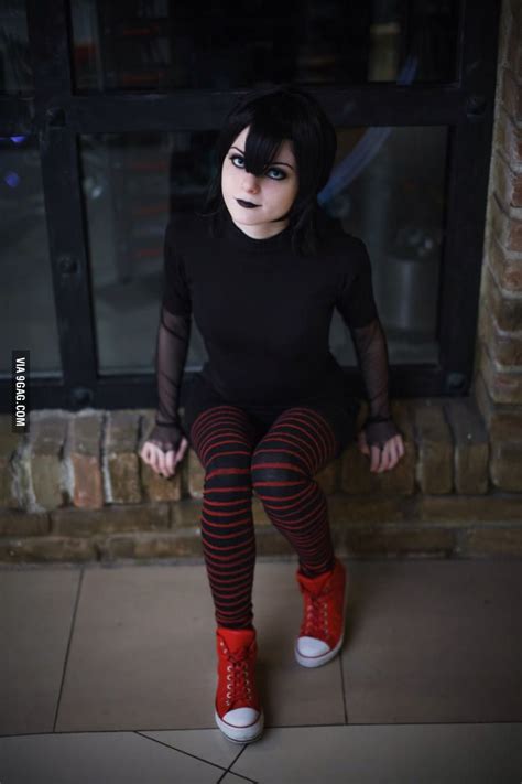Just Mavis from hotel Transylvania - Cosplay | Great halloween costumes ...
