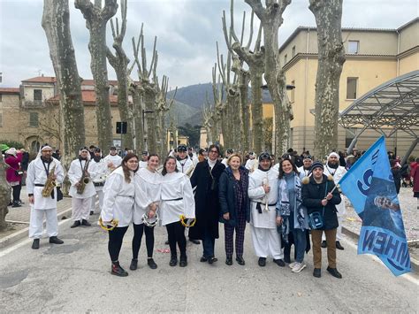 Sant Agata De Goti Successo Per Il Carnevale Sul Viale Lab Tv Lab Tv