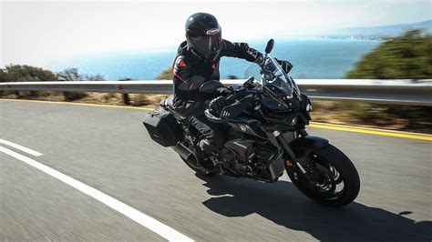 Yamaha MT 10 SP E Tourer Edition Prova Caratteristiche Prezzo VIDEO