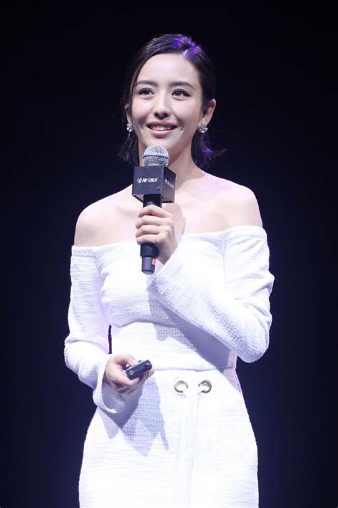 星空演講之佟麗婭 骨子裏的勇敢將一路荊棘剷平 每日頭條