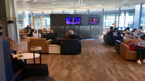 Lufthansa Star Business Class Non Schengen Lounge At Frankfurt Airport