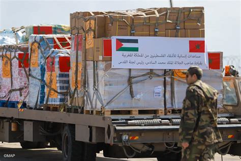 الهلال الأحمر الفلسطيني يتسلم المساعدات القادمة من المغرب ويتولى