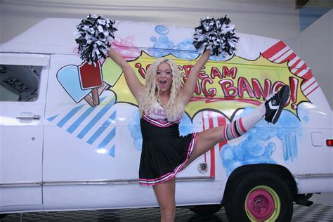 Crista Moore Bangs Her Mouth With Ice Cream Before Sex Photos