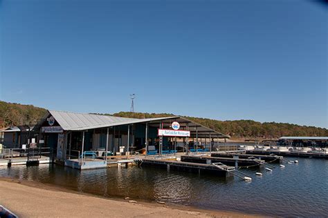 Fairfield Bay (Van Buren and Cleburne Counties) - Encyclopedia of Arkansas