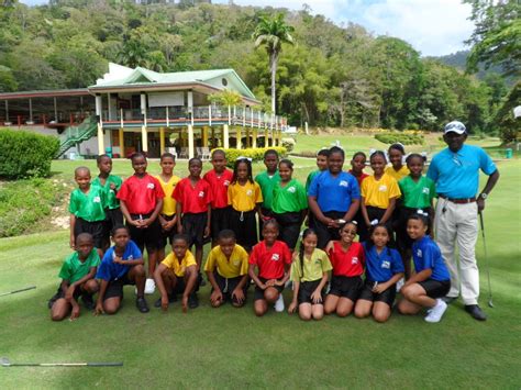 Maravalrcschool Golfprogramme Classof2013 2014 United States