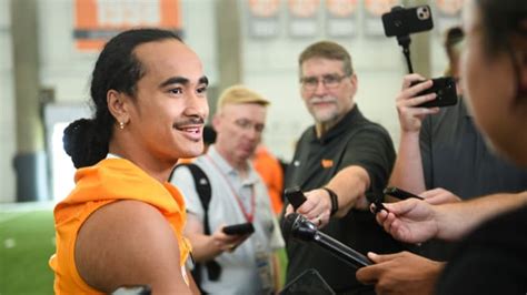 Tennessee Football Freshman Faces: Nico Iamaleava - Sports Illustrated ...