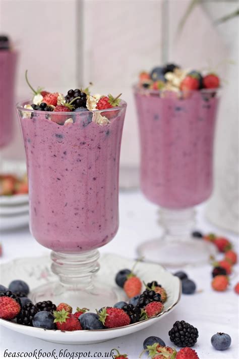 Bea's cookbook: Forest Fruit SMOOTHIE