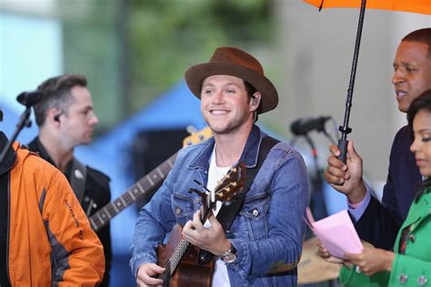 Hot Niall Horan Pictures POPSUGAR Celebrity