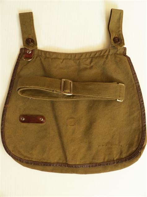 HITLER YOUTH BREAD BAG AND STRAP Malcolm Wagner Militaria