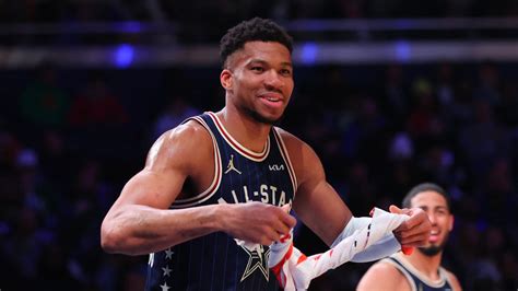 What Is Giannis Antetokounmpos Net Worth In 2024 Contract Details