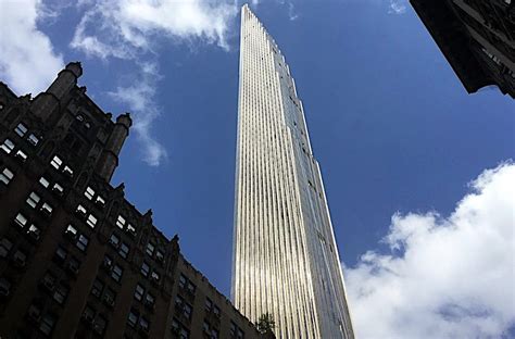 Steinway Tower à New York Le gratte ciel le plus maigre du monde