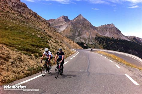 Route Des Grandes Alpes V Lo De Route Sur Les Traces Du Tour De