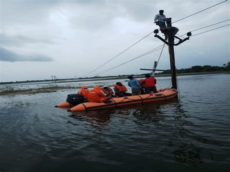 Bihar Floods 33 Ndrf Sdrf Teams Deployed In 16 Districts Death Toll