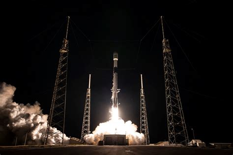 Photo Gallery Spacex Launches Ses O3b Mpower Mission From Cape