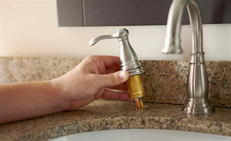 Replace Widespread Bathroom Faucet Rispa